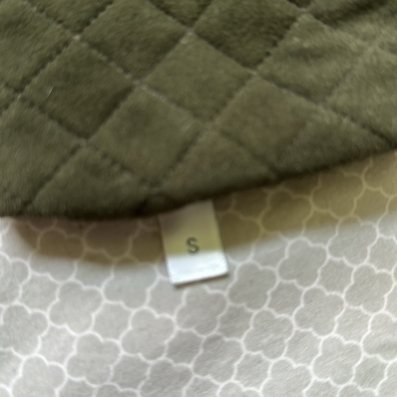 Women's EZ Touch Screen Quilted Suede Gloves - Picture 5 of 7